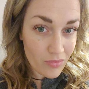 Meet your Posher, Alyson